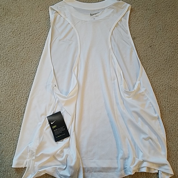 Nike DryFit Women's Running Tee - Picture 6 of 8